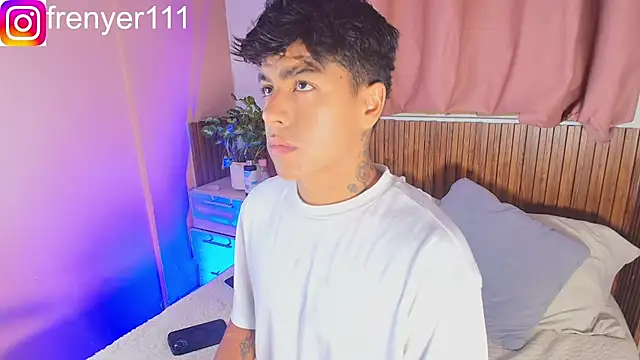 kiing azahell online show from 12, 4, 2026