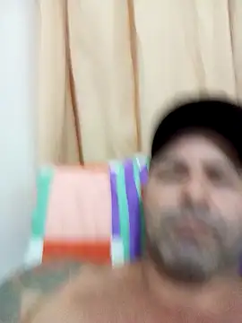 Marciogrei online show from 1, 2, 2025