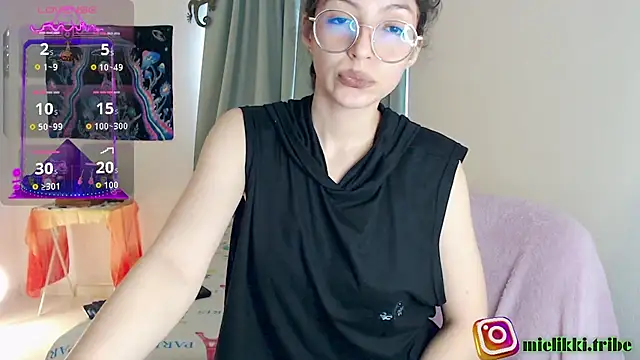 mielikki001 online show from 8, 9, 2025