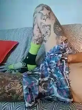 Snapshot of rolesexy chatting on 12, 10, 2025 rolesexy online show from 12, 10, 2025