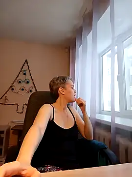 Cutie Erikaa1 online show from 23, 12, 2024