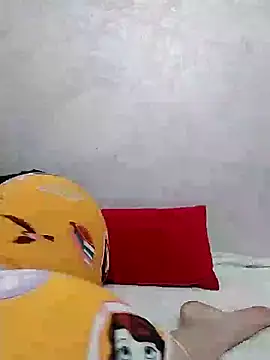 Snapshot of nadageorge chatting on 12, 12, 2024 nadageorge online show from 12, 12, 2024