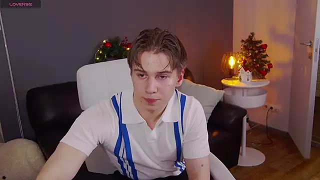 Snapshot of Marcus_Swampov chatting on 25, 12, 2024 Marcus Swampov online show from 25, 12, 2024