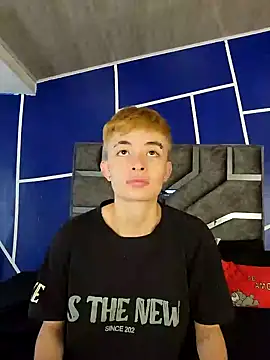 Snapshot of nico_18x chatting on 2, 2, 2025 nico 18x online show from 2, 2, 2025
