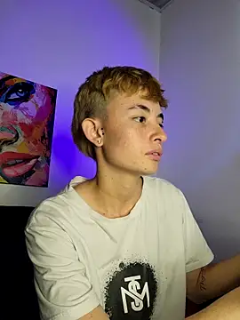 Snapshot of nico_18x chatting on 4, 2, 2025 nico 18x online show from 4, 2, 2025