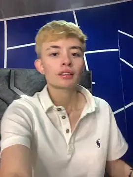 Snapshot of nico_18x chatting on 6, 2, 2025 nico 18x online show from 6, 2, 2025