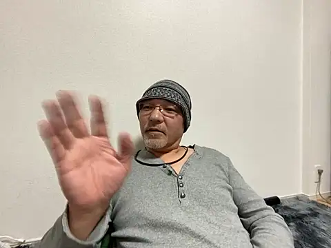 Snapshot of Grandpa29hijii chatting on 27, 2, 2025 Grandpa29hijii online show from 27, 2, 2025