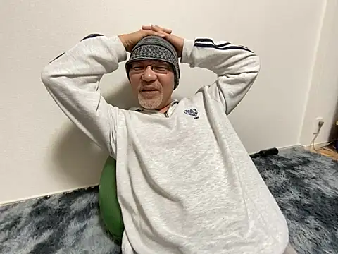 Snapshot of Grandpa29hijii chatting on 3, 3, 2025 Grandpa29hijii online show from 3, 3, 2025