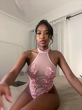 IamCrystal2 online show from 17, 2, 2026