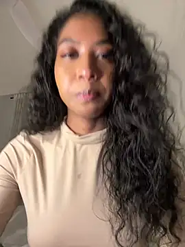 IamCrystal2 online show from 21, 4, 2026