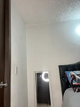 sophijenner online show from 18, 2, 2025