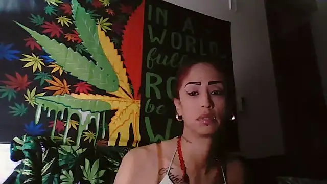 Snapshot of SexiiiMexiii chatting on 3, 12, 2024 SexiiiMexiii online show from 3, 12, 2024