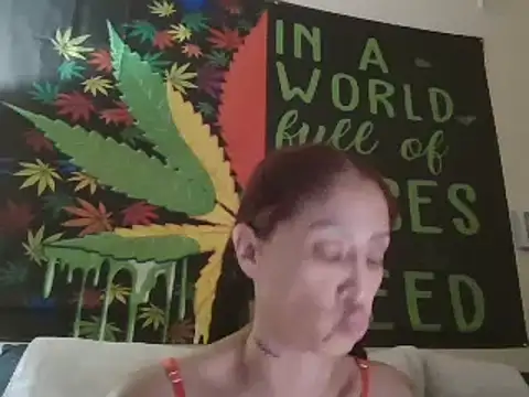 Snapshot of SexiiiMexiii chatting on 12, 1, 2025 SexiiiMexiii online show from 12, 1, 2025