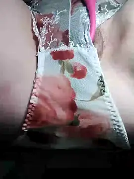 Snapshot of Holly-69 chatting on 31, 10, 2025 Holly-69 online show from 31, 10, 2025