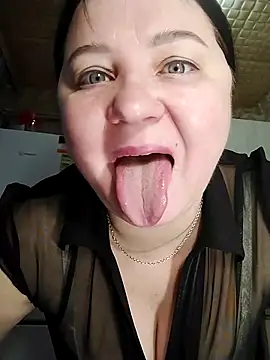 Snapshot of Holly-69 chatting on 13, 2, 2026 Holly-69 online show from 13, 2, 2026