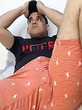 Snapshot of CRISTHIAN_GREY01 chatting on 15, 1, 2025 CRISTHIAN GREY01 online show from 15, 1, 2025