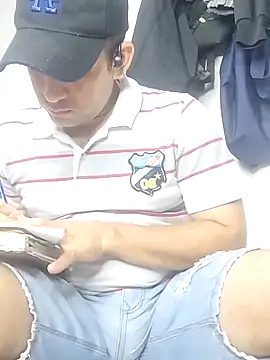 Snapshot of CRISTHIAN_GREY01 chatting on 9, 2, 2025 CRISTHIAN GREY01 online show from 9, 2, 2025