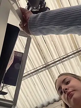 imlindapink online show from 27, 3, 2026