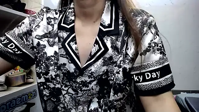 Snapshot of Hotqueensex chatting on 4, 7, 2026 Hotqueensex online show from 4, 7, 2026