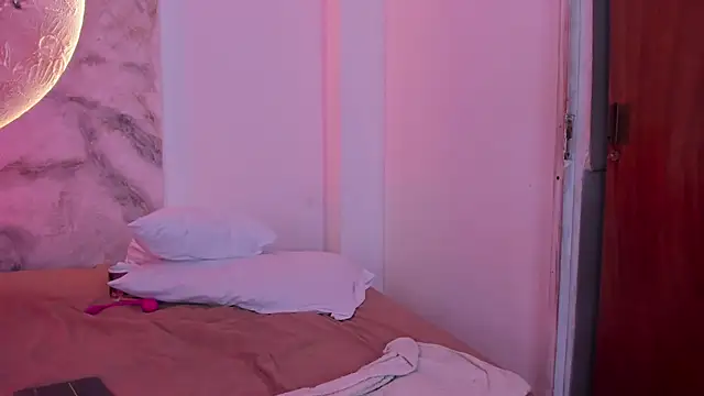 JulietaKane online show from 15, 2, 2026