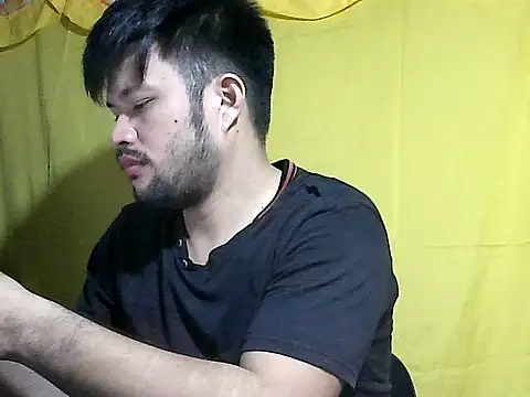 Snapshot of HairyHottestpinoyHandsome chatting on 31, 5, 2026 HairyHottestpinoyHandsome online show from 31, 5, 2026