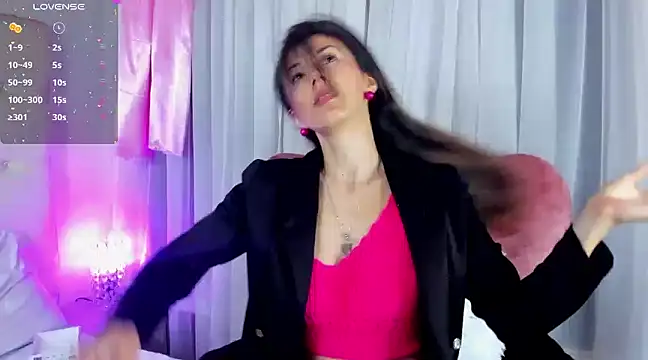 Snapshot of _jade_white_ chatting on 14, 1, 2025 jade white online show from 14, 1, 2025