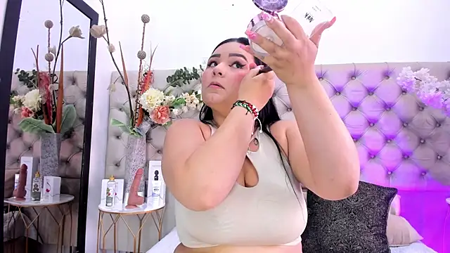 KatyaPittman online show from 5, 4, 2026