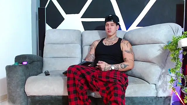 Snapshot of JUSTIN_FULLER1 chatting on 19, 11, 2025 JUSTIN FULLER1 online show from 19, 11, 2025