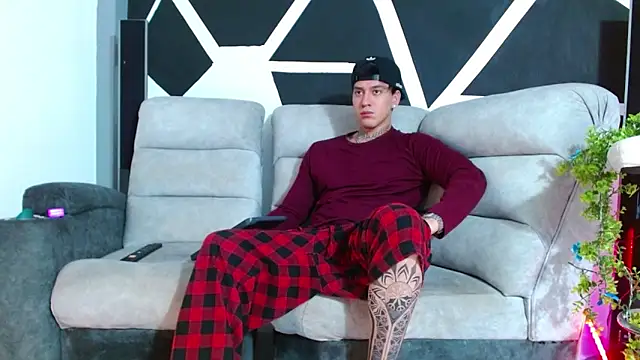 Snapshot of JUSTIN_FULLER1 chatting on 20, 11, 2025 JUSTIN FULLER1 online show from 20, 11, 2025