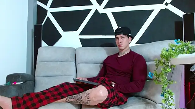 Snapshot of JUSTIN_FULLER1 chatting on 21, 11, 2025 JUSTIN FULLER1 online show from 21, 11, 2025