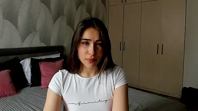 Bambiii bby online show from 22, 3, 2026