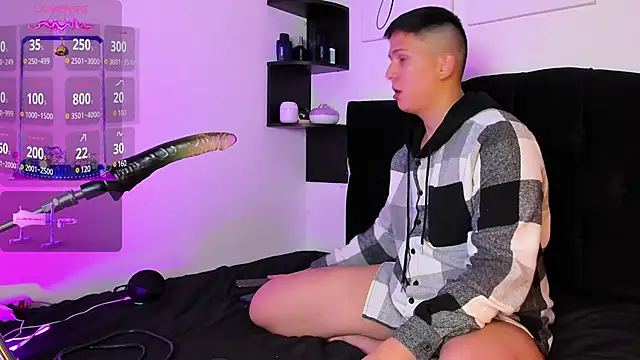 Snapshot of ANDREZALVAREZ chatting on 26, 1, 2025 ANDREZALVAREZ online show from 26, 1, 2025