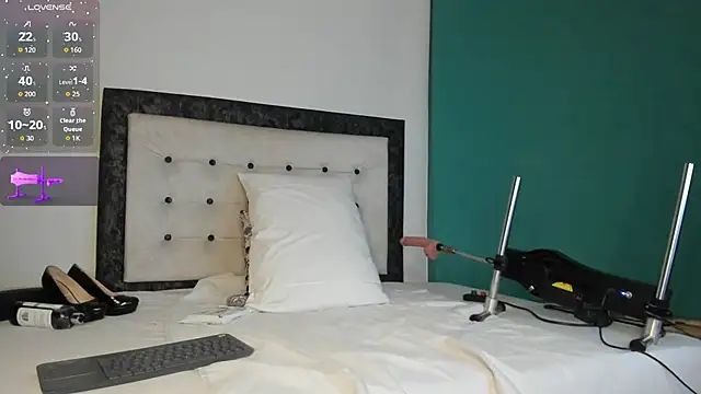 Snapshot of kinky_polar chatting on 25, 2, 2026 kinky polar online show from 25, 2, 2026