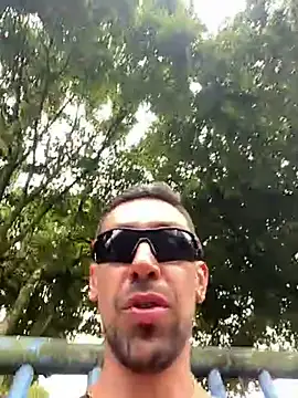 Snapshot of dantedesirexx chatting on 7, 3, 2025 dantedesirexx online show from 7, 3, 2025