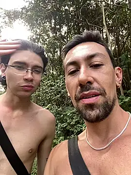 Snapshot of dantedesirexx chatting on 10, 3, 2025 dantedesirexx online show from 10, 3, 2025