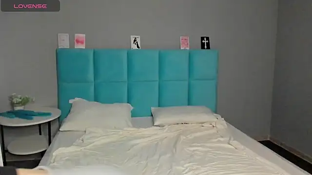 Snapshot of Esme_Runn chatting on 3, 12, 2024 Esme Runn online show from 3, 12, 2024