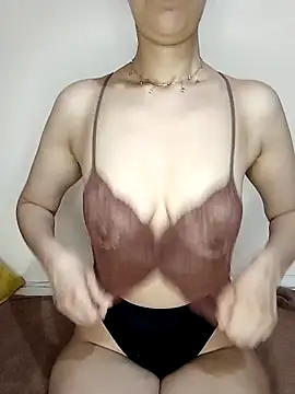 Snapshot of Zomorodaa_ chatting on 5, 4, 2026 Zomorodaa online show from 5, 4, 2026