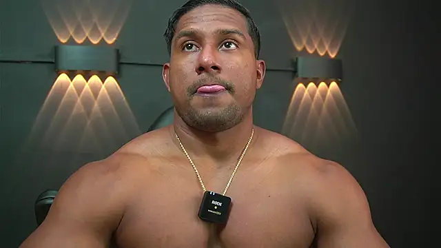 Snapshot of CallumMuscle chatting on 25, 12, 2024 CallumMuscle online show from 25, 12, 2024