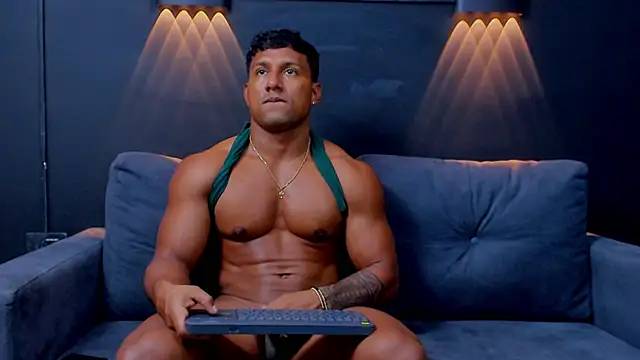 Snapshot of CallumMuscle chatting on 13, 2, 2025 CallumMuscle online show from 13, 2, 2025