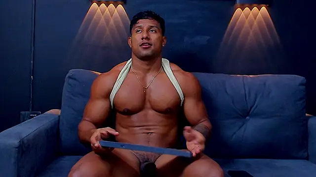 Snapshot of CallumMuscle chatting on 1, 3, 2025 CallumMuscle online show from 1, 3, 2025