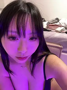 Snapshot of _yuki_chan chatting on 10, 7, 2026 yuki chan online show from 10, 7, 2026