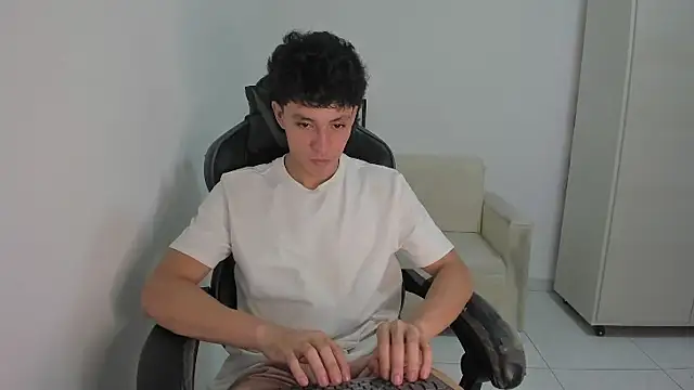 enzo sloran online show from 6, 3, 2026