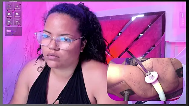 Snapshot of MhiaRey chatting on 1, 8, 2026 MhiaRey online show from 1, 8, 2026