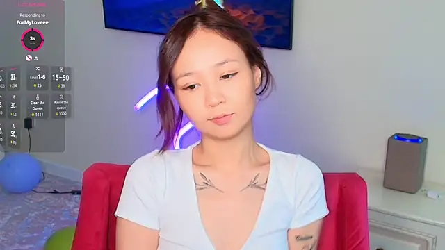 Snapshot of as_eva chatting on 4, 10, 2025 as eva online show from 4, 10, 2025