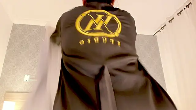 Mistyca online show from 6, 2, 2025