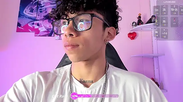 AkazaBoy  online show from 21, 9, 2025