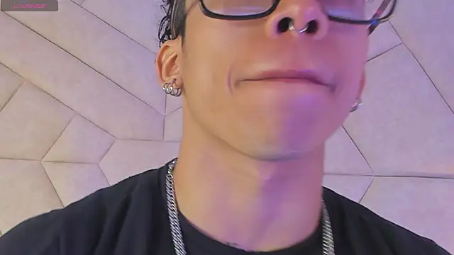 AkazaBoy  online show from 22, 9, 2025