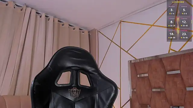 AkazaBoy  online show from 9, 4, 2026