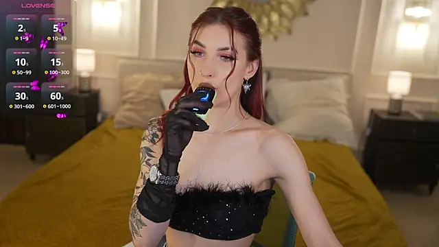 Magnetic Mia  online show from 21, 3, 2026