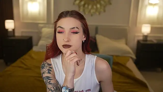 Magnetic Mia  online show from 31, 3, 2026